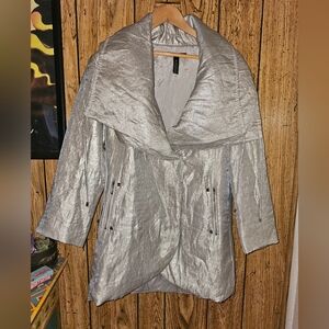 BLACK LABEL BY CHICO'S Silver Puffer Blazer Jacket - Size 0